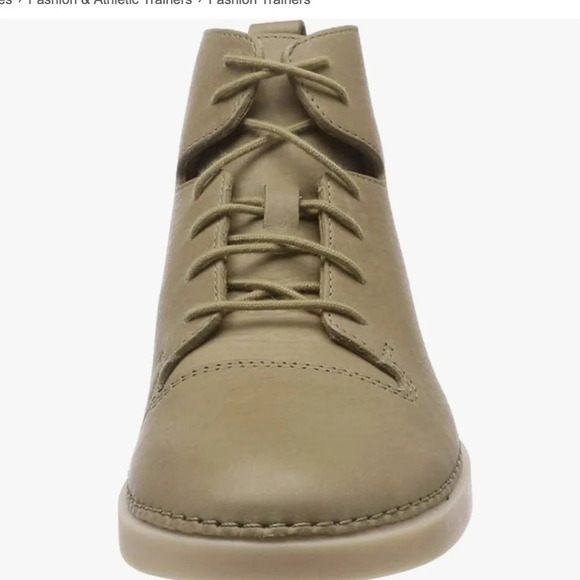 Clarks Women's Hale Rise. Hi-Top Trainers - Picture 3 of 4